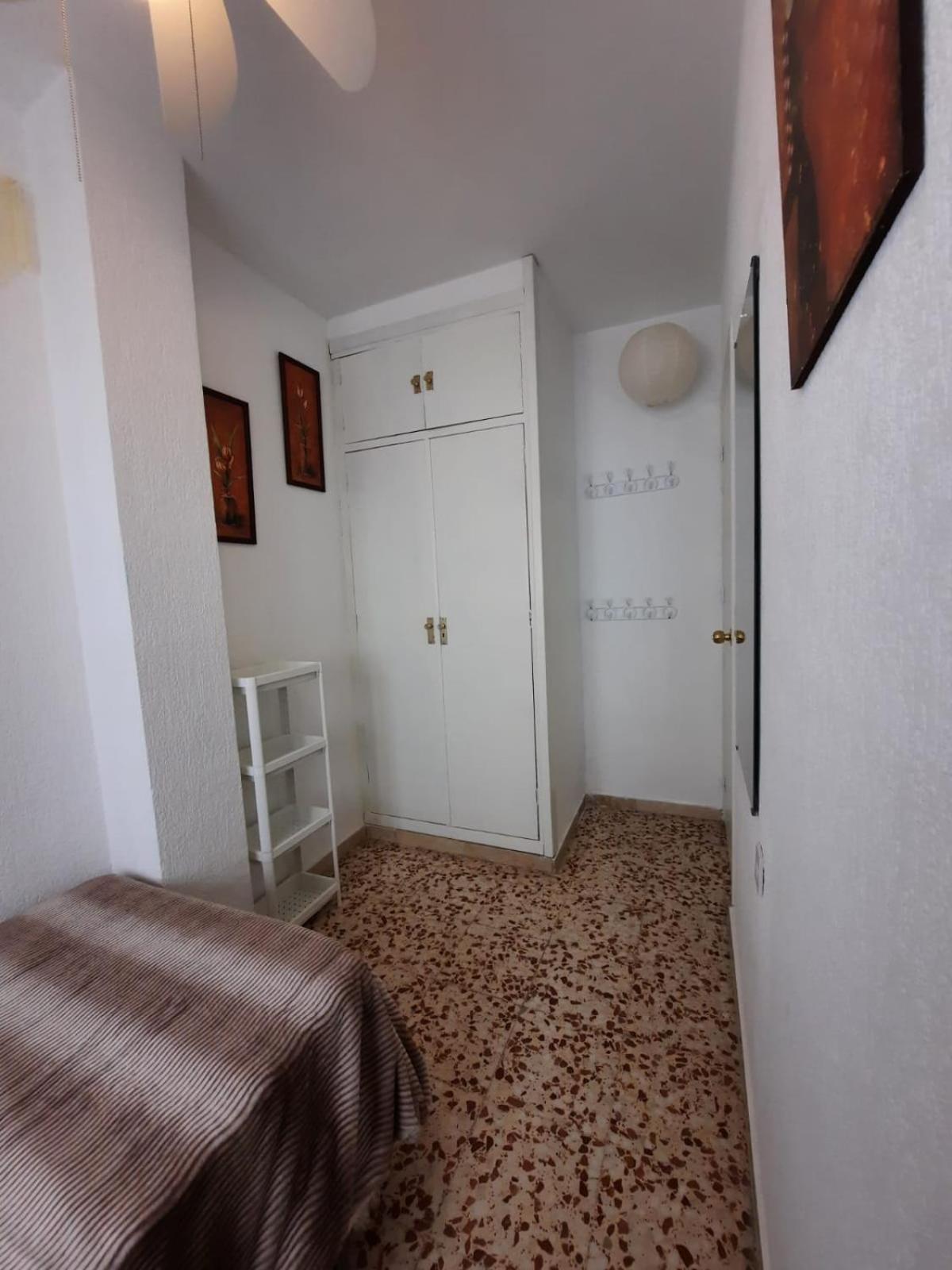 Habitaciones En Mi Piso Del Centro De Huelva Exterior photo