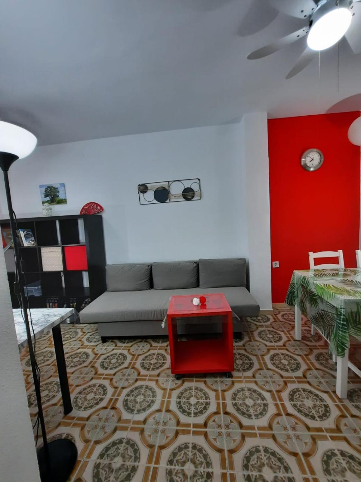 Habitaciones En Mi Piso Del Centro De Huelva Exterior photo