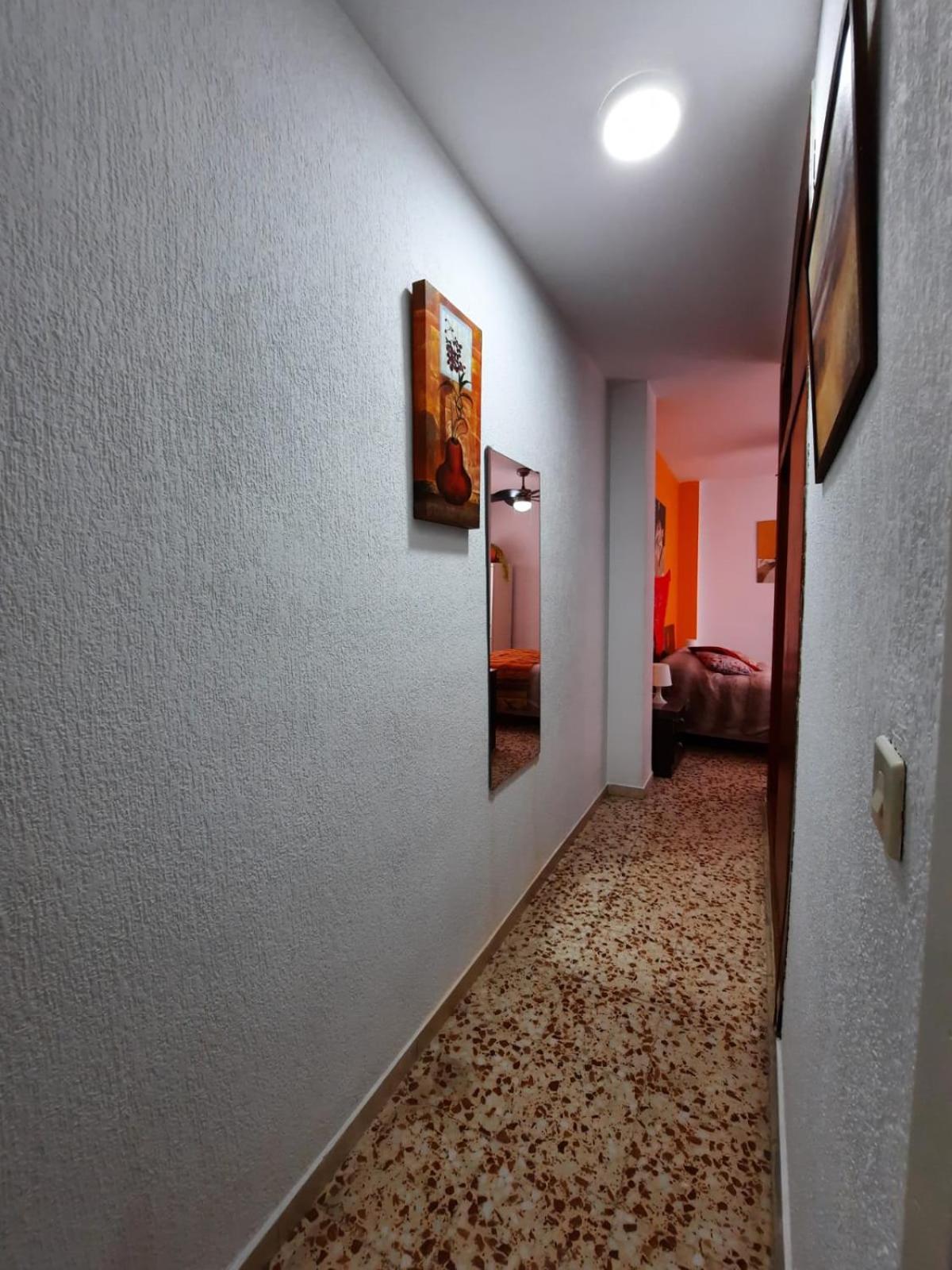 Habitaciones En Mi Piso Del Centro De Huelva Exterior photo